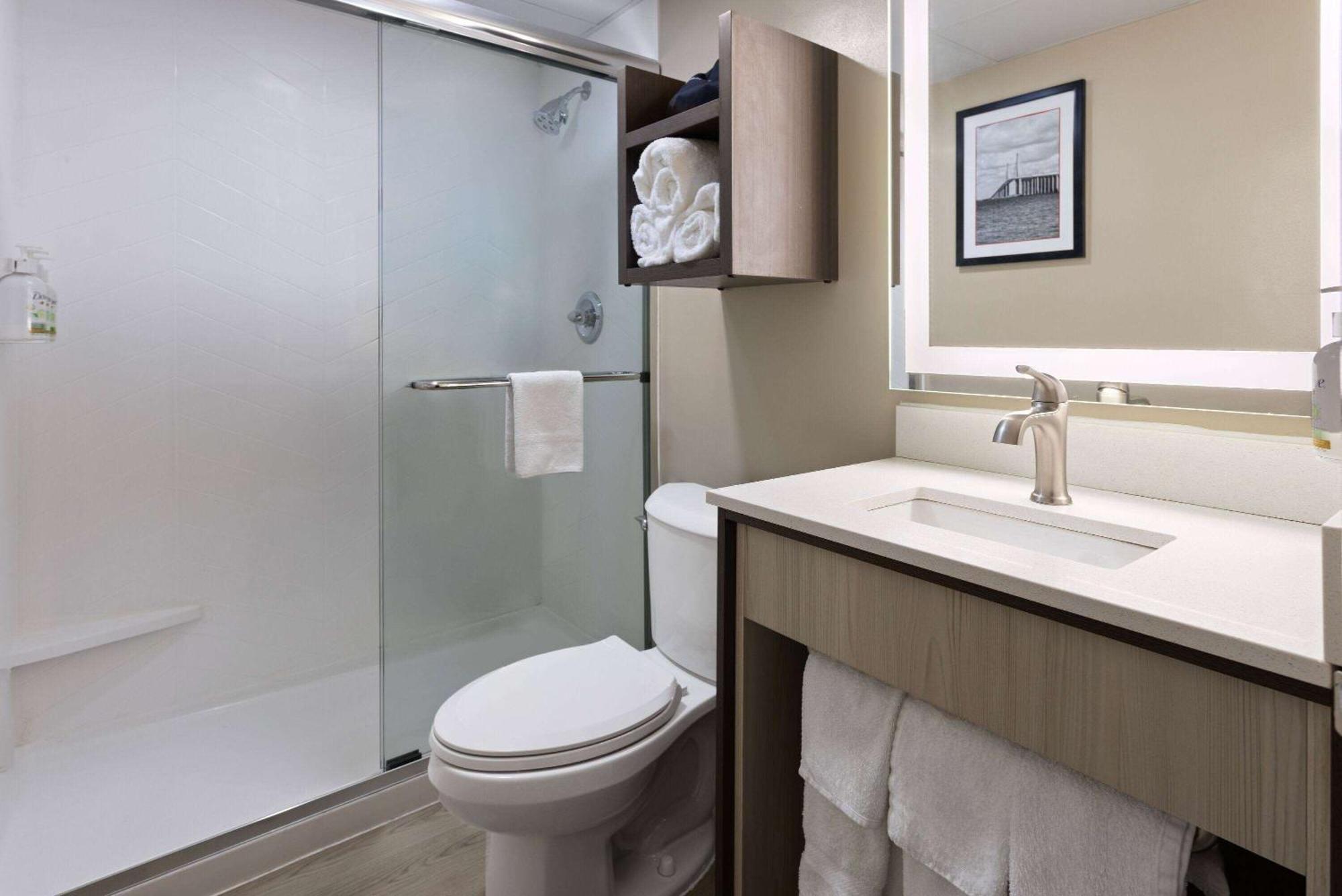 Hotel Ramada By Wyndham Parsippany Extérieur photo