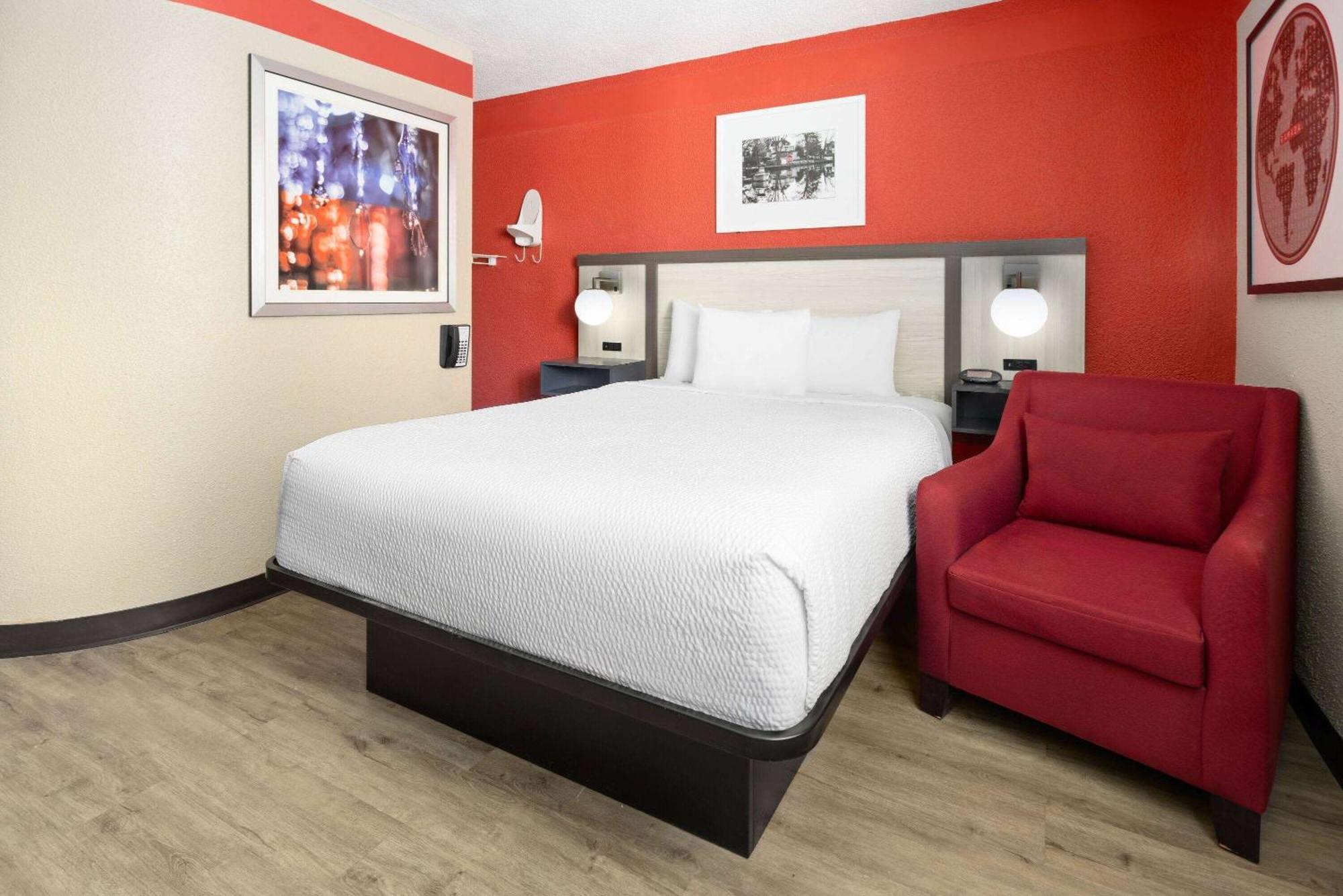 Hotel Ramada By Wyndham Parsippany Extérieur photo